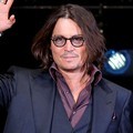 Johnny Depp Menyapa Fans dalam Event Premiere The Tourist