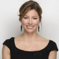 Jessica Biel Tampil Anggun