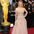 Wendi McLendon-Covey di Red Carpet Oscar 2012