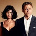 Daniel Craig dan Olga Kurylenko di Poster Quantum of Solace
