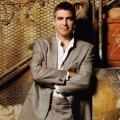 George Clooney Terlihat Cool