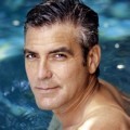 George Clooney dengan Aktifitasnya