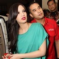 Nia Ramadhani dan Ardiansyah Bakrie Saat Ditemui di Acara 'Indonesia Hebat'