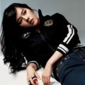 Han Ga In Menjadi Model Katalog Fashion