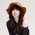 Carly Rae Jepsen Photoshoot untuk Single 'Curiosity'