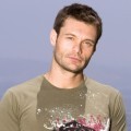 Ryan Seacrest adalah Pembawa Acara Reality dan Game Show
