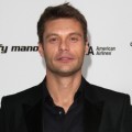 Ryan Seacrest adalah Pembawa Acara 'E! News'