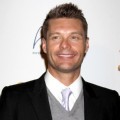 Ryan Seacrest adalah Pembawa Acara '59th Primetime Emmy Awards'