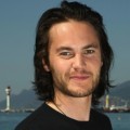 Taylor Kitsch adalah Aktor Berkebangsaan Kanada