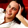 Taylor Kitsch Menjadi Tim Riggins di 'Friday Night Lights'
