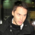 Taylor Kitsch Mempromosikan 'The Bang Bang Club'