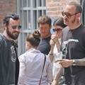 Justin Theroux Berpapasan dengan Terry Richardson saat Berkendara