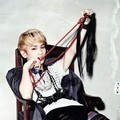 Pose Key untuk Sebuah Majalah