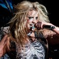 Ke$ha Tampil Sangat Eksentrik di 'Get $leazy Tour'