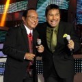 Harvey Malaiholo dan Bob Tutupoli di Konser SCTV Masterpiece of Koes Plus