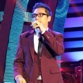 Sammy Simorangkir di Konser SCTV Masterpiece of Koes Plus
