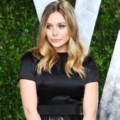 Elizabeth Olsen di vanity  Fair Oscar Party 2012