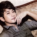 Park Shi Hoo di Majalah Sure Edisi Februari 2012