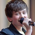 Greyson Chance Tampil Live di Fox & Friends