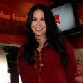 Titi DJ Saat Ditemui di KFC Kemang