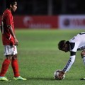 Andik Vermansyah dan David Beckham Saat Pertandingan Persahabatan dengan LA Galaxy