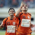 Striker Persisam Cristian Gonzalez Mencetak 3 Gol Melawan Persiwa