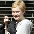 Dakota Fanning Menjadi Tessa Scott di 'Now Is Good'