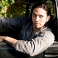 Jackson Rathbone Menjadi Russ di 'Girlfriend'