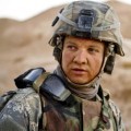 Jeremy Renner Menjadi Sergeant First Class William James di 'The Hurt Locker'