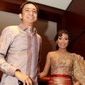 Ayu Dewi dan Regi Ismagrebu Datau Saat Ditemui di PGA 2012