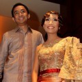 Ayu Dewi dan Regi Ismagrebu Datau Saat Ditemui di PGA 2012