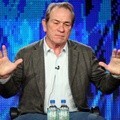 Tommy Lee Jones Berbicara Saat Panel 'The Sunset Limited' di Acara 2011 Winter TCA press Tour