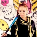 Yuzi di Video Klip EXID Berjudul 'Whoz That Girl'