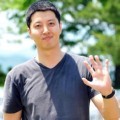 Lee Dong Gun di Film 'Overa Van Java'
