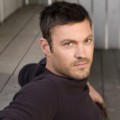 Brian Austin Green adalah Producer 'Beverly Hills, 90210' Selama 40 Episodes