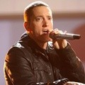 Eminem Menyanyi di Atas Panggung Saat Acara BET Awards 2010