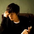 Lee Ki Chan adalah Penyanyi dan Penulis Lagu