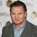 Liam Neeson di Acara Amnesty International's Secret Policeman's Ball 2012