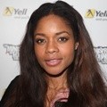 Naomie Harris Datang ke Acara Yells Ministry of Found Dance and Music Exchange