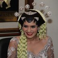 Carissa Putri dan Navies bin Abdullah di Jumpa Pers Usai Akad Nikah