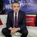 Rowan Atkinson di Young Hollywood Studio