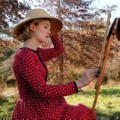 Rosamund Pike menjadi Gudrun Brangwen di 'Women in Love'