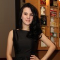 Angel Lelga Saat Ditemui di di Tea Addict, Kemang