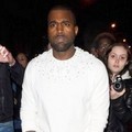 Kanye West Acara Givenchy di Paris Fashion Week
