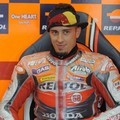 Andrea Dovizioso Bertanding di Valencia MotoGP