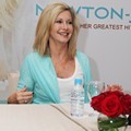 Olivia Newton-John Saat Jumpa Pers di Hotel Mulia