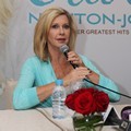 Olivia Newton-John Saat Jumpa Pers di Hotel Mulia