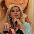 Olivia Newton-John Saat Jumpa Pers di Hotel Mulia