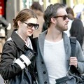 Anne Hathaway dan Adam Shulman Menikmati Waktu Bersama