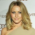 Julianne Hough di Art of Elysium Heaven Gala 2012